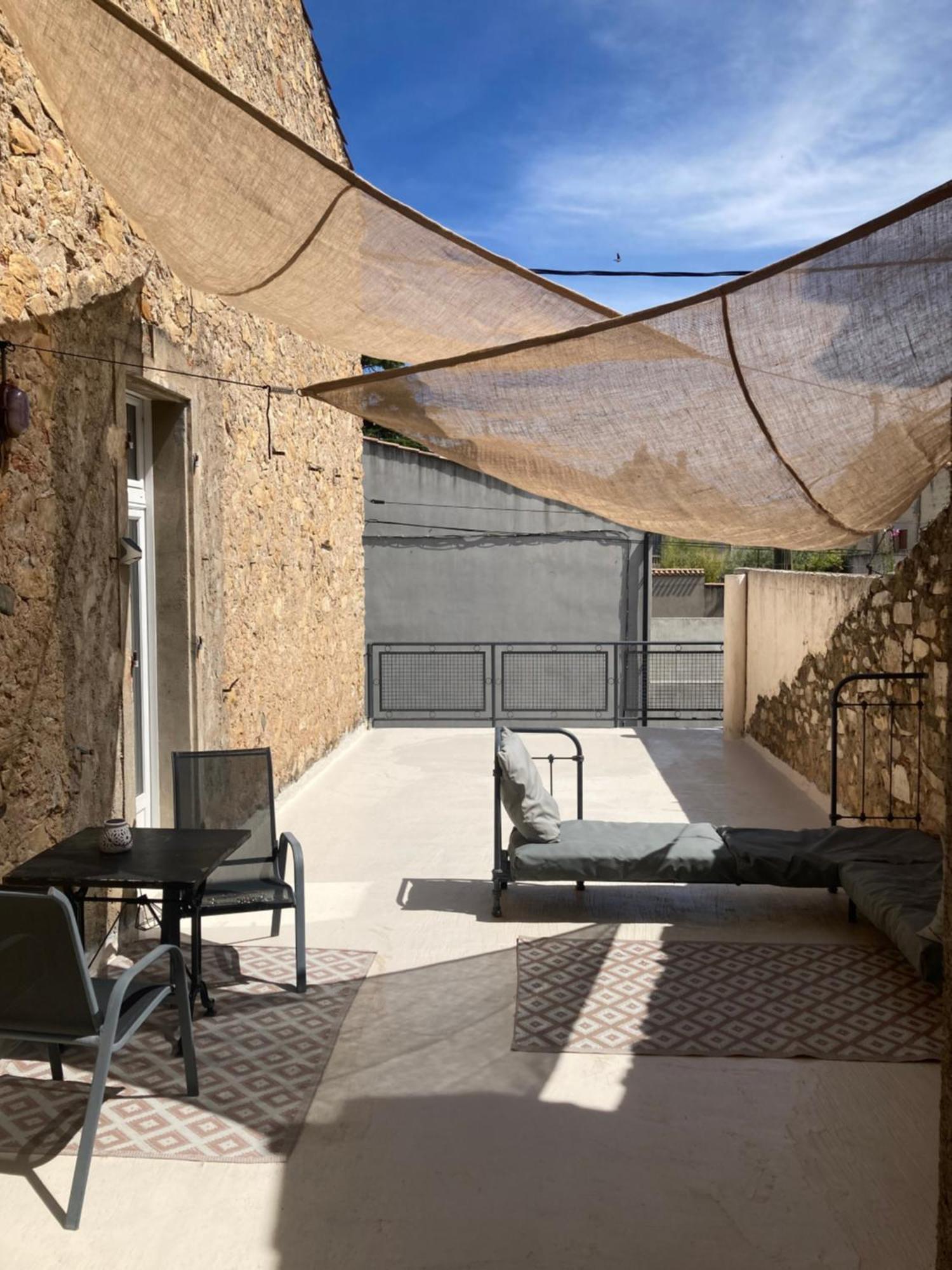 Casa Cessenon Bed & Breakfast Exterior photo