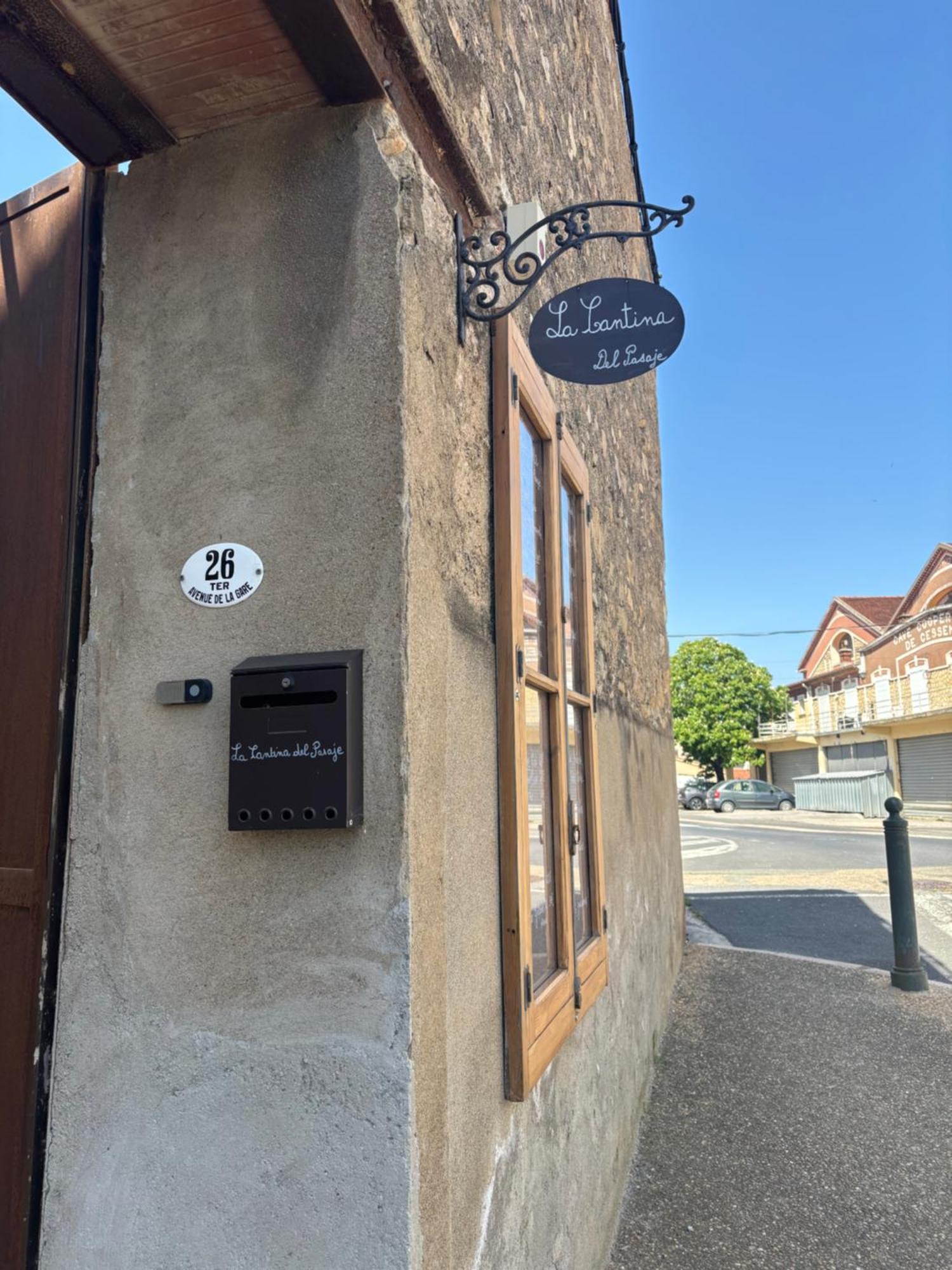 Casa Cessenon Bed & Breakfast Exterior photo