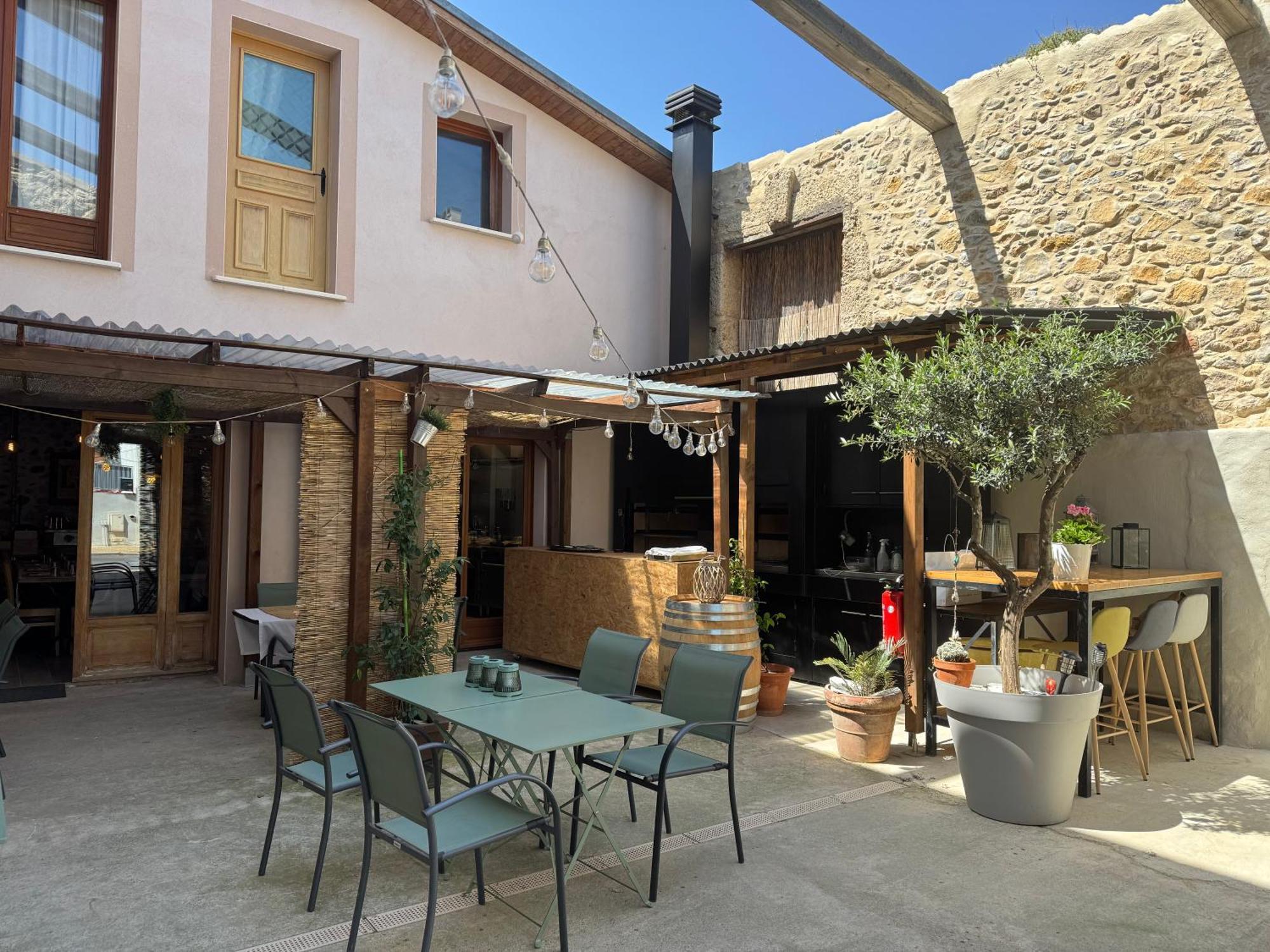 Casa Cessenon Bed & Breakfast Exterior photo